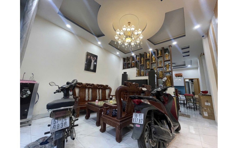 Nhà đẹp lung linh 3 tầng,84.5 m2, nhà mới. Hẻm Xe tải né nhau, thông các đường, gần Bệnh viện, Quốc lộ, Ô tô ngủ sân chỉ có 6,5 tỷ, Quận 12, TTH 21
